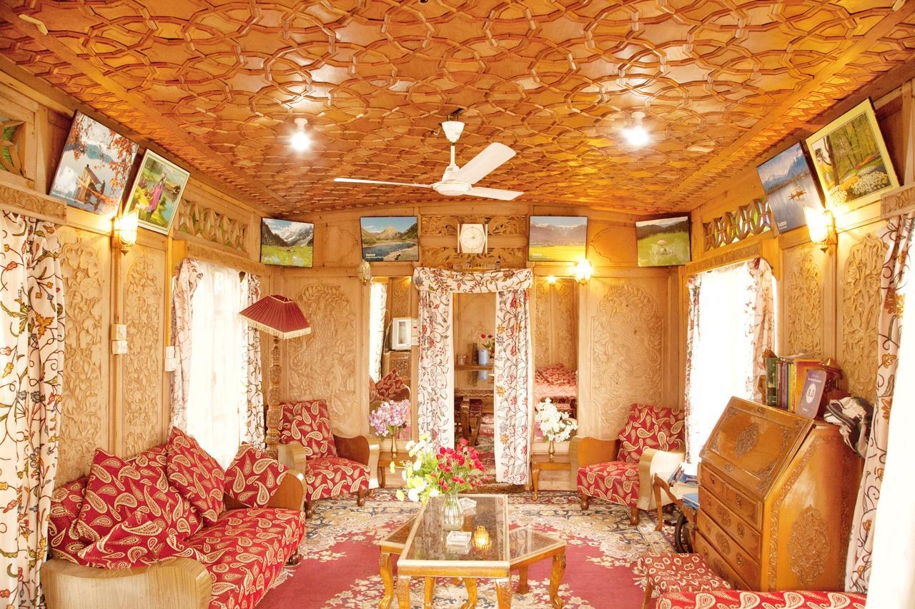 New Bul Bul Group Of Houseboats Srinagar Durgjan Exterior foto