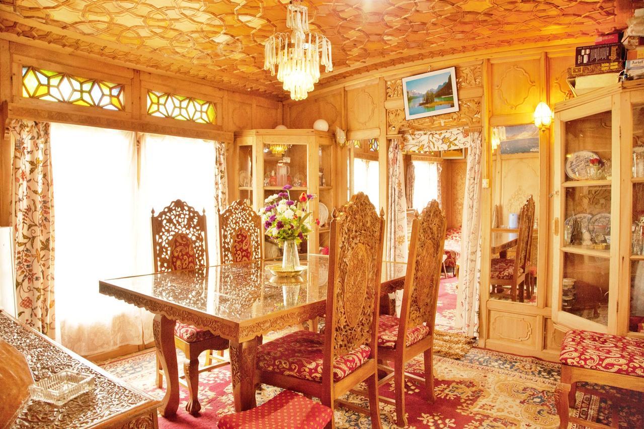 New Bul Bul Group Of Houseboats Srinagar Durgjan Exterior foto