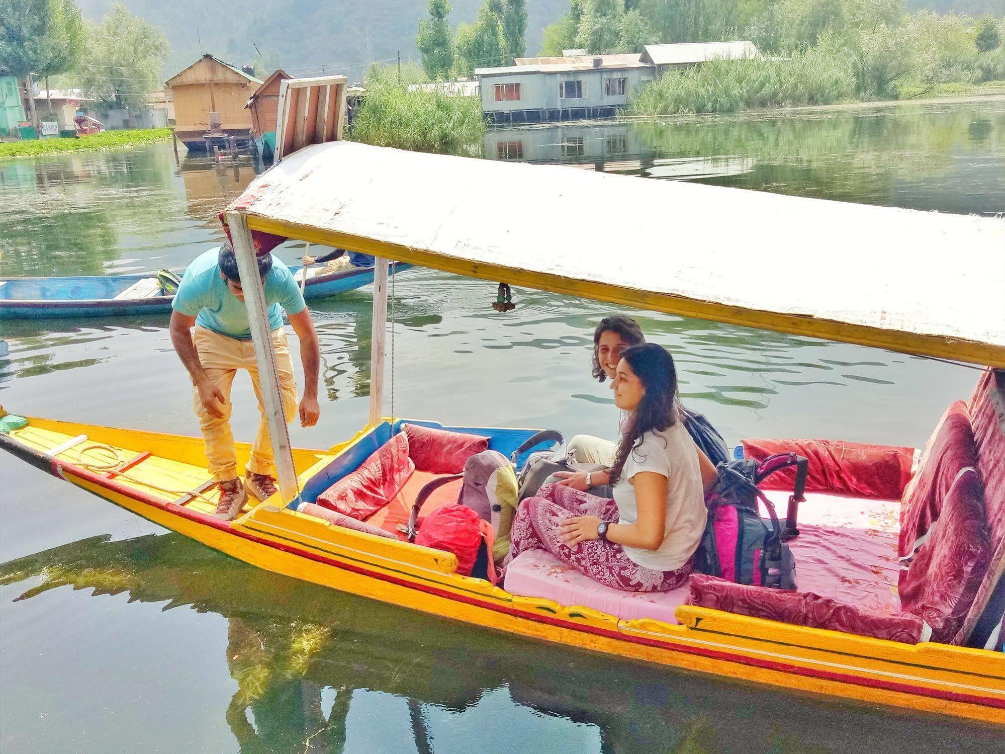 New Bul Bul Group Of Houseboats Srinagar Durgjan Exterior foto